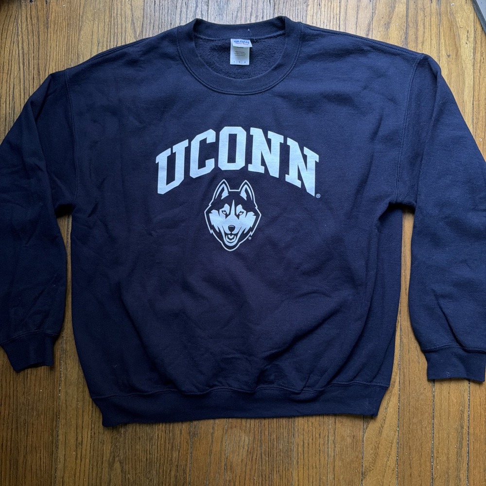 UConn Huskies Crewneck Sweatshirt Gildan Navy Blue Graphic NCAA Adult Large